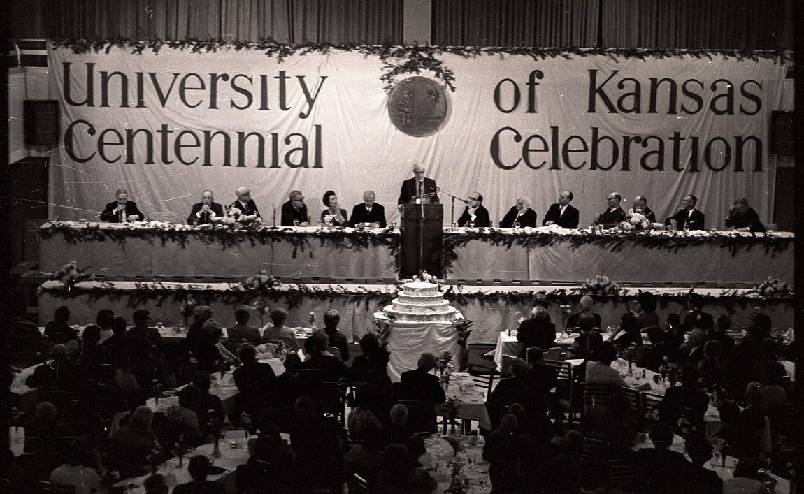Photograph of the official dinner for the Inter-Century Seminar, 1966
