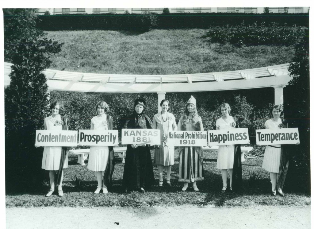 Photograph of Kansas delegates to Michigan prohibition meeting, undated