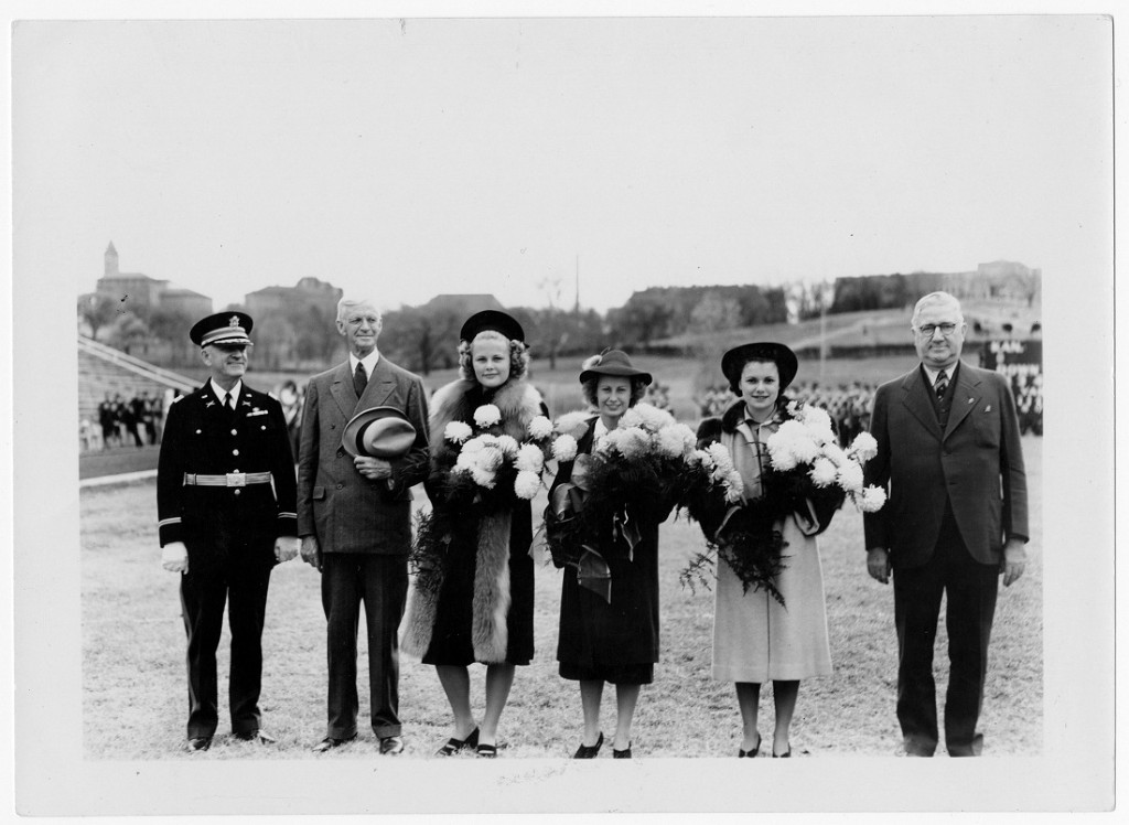 Photograph of KU Homecoming queen and court, 1938