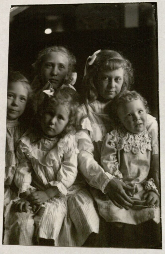 Photograph of tive of the Walbridge children, undated