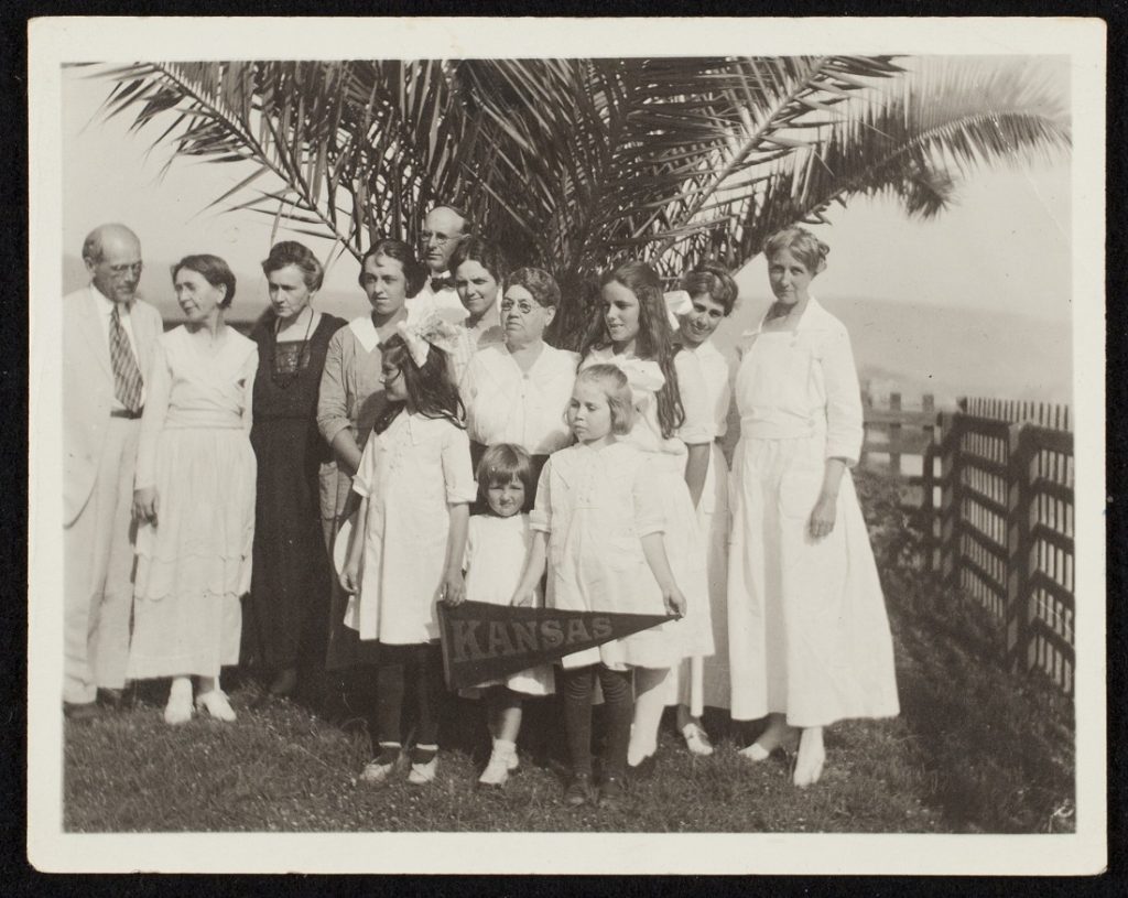 Photograph of KU faculty group in California, 1921