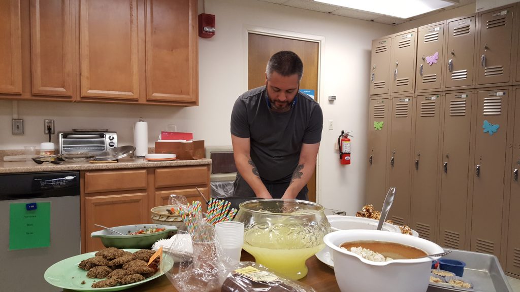  Chris Bañuelos examines WWI dishes