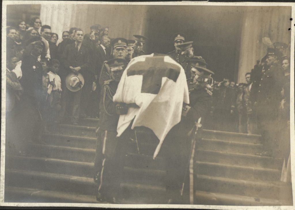 Image from Costa Rican photo album depicting a funeral in San Jose. Call number MS K35, Kenneth Spencer Research Library, University of Kansas Libraries.