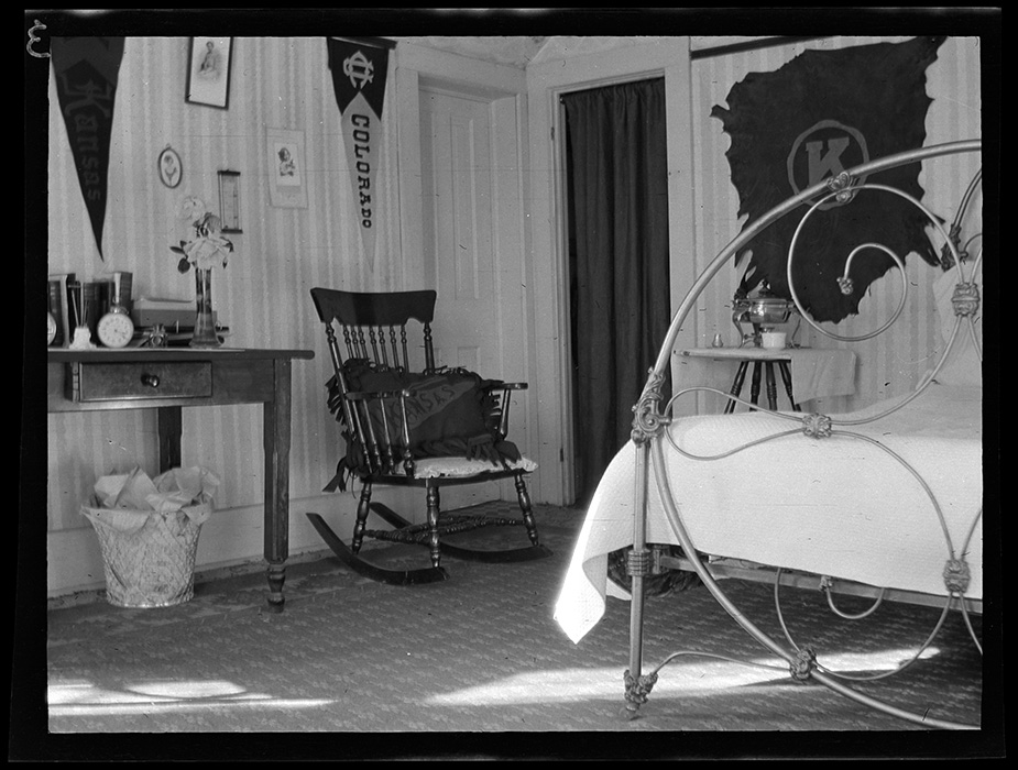 Photograph of a KU student's decorated bedroom, 1911